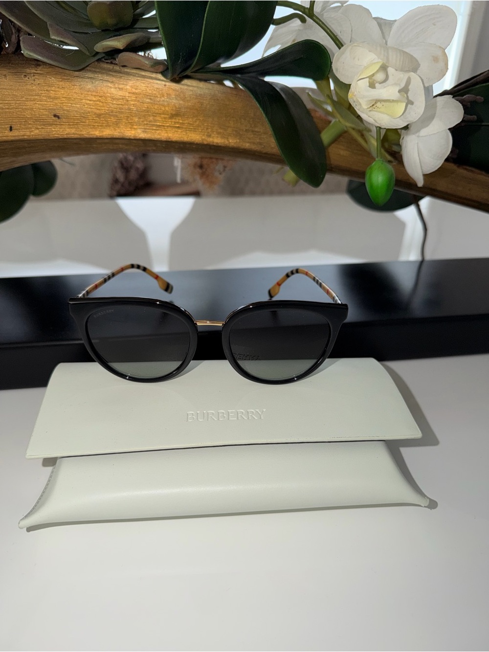 Burberry Black Front Sunglasses with Tortoise Temples
